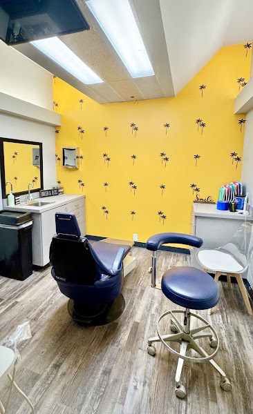 Smile Island Dental